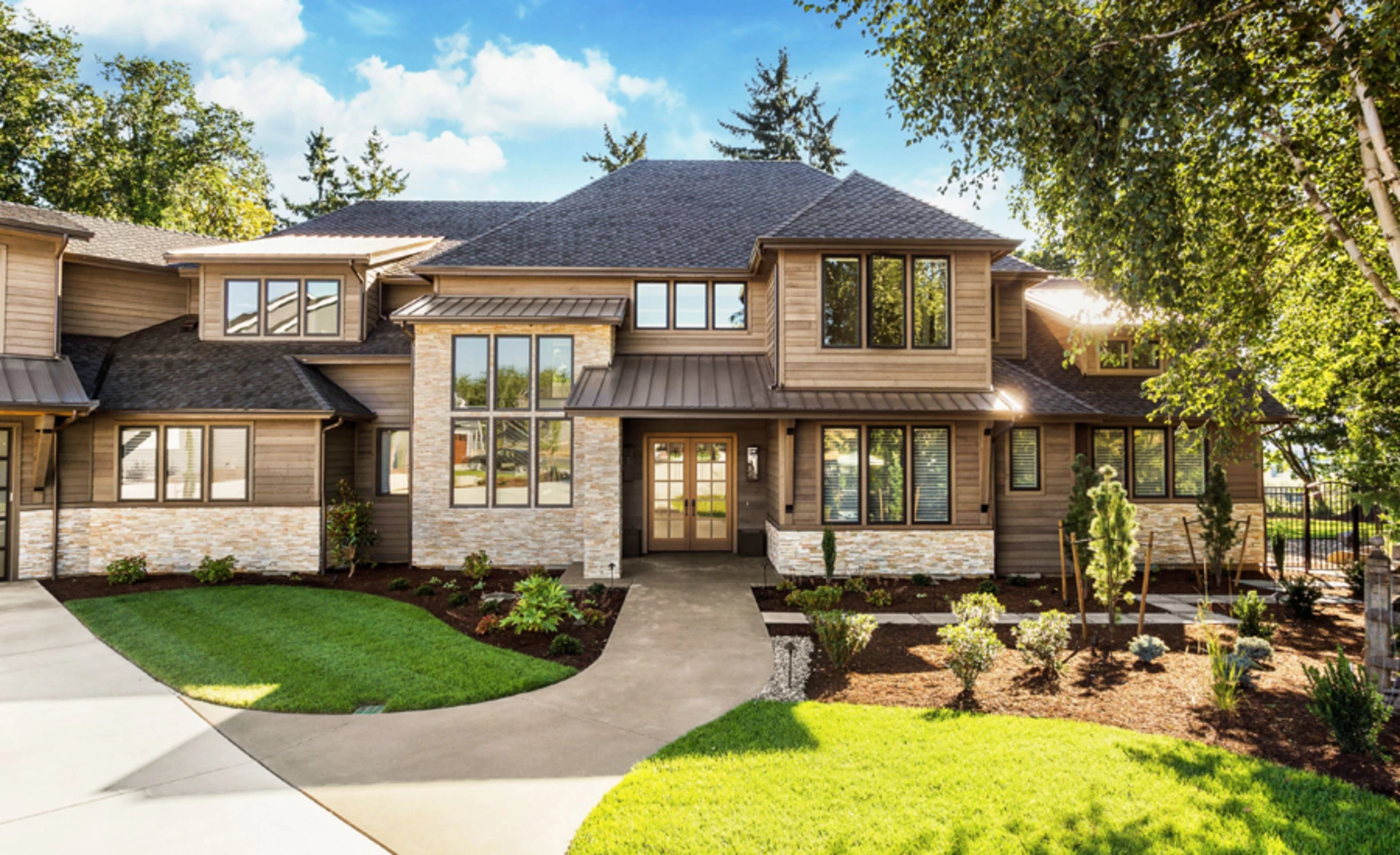 Plastpro’s Perspective: Fiberglass Door Maintenance Do’s and Dont’s