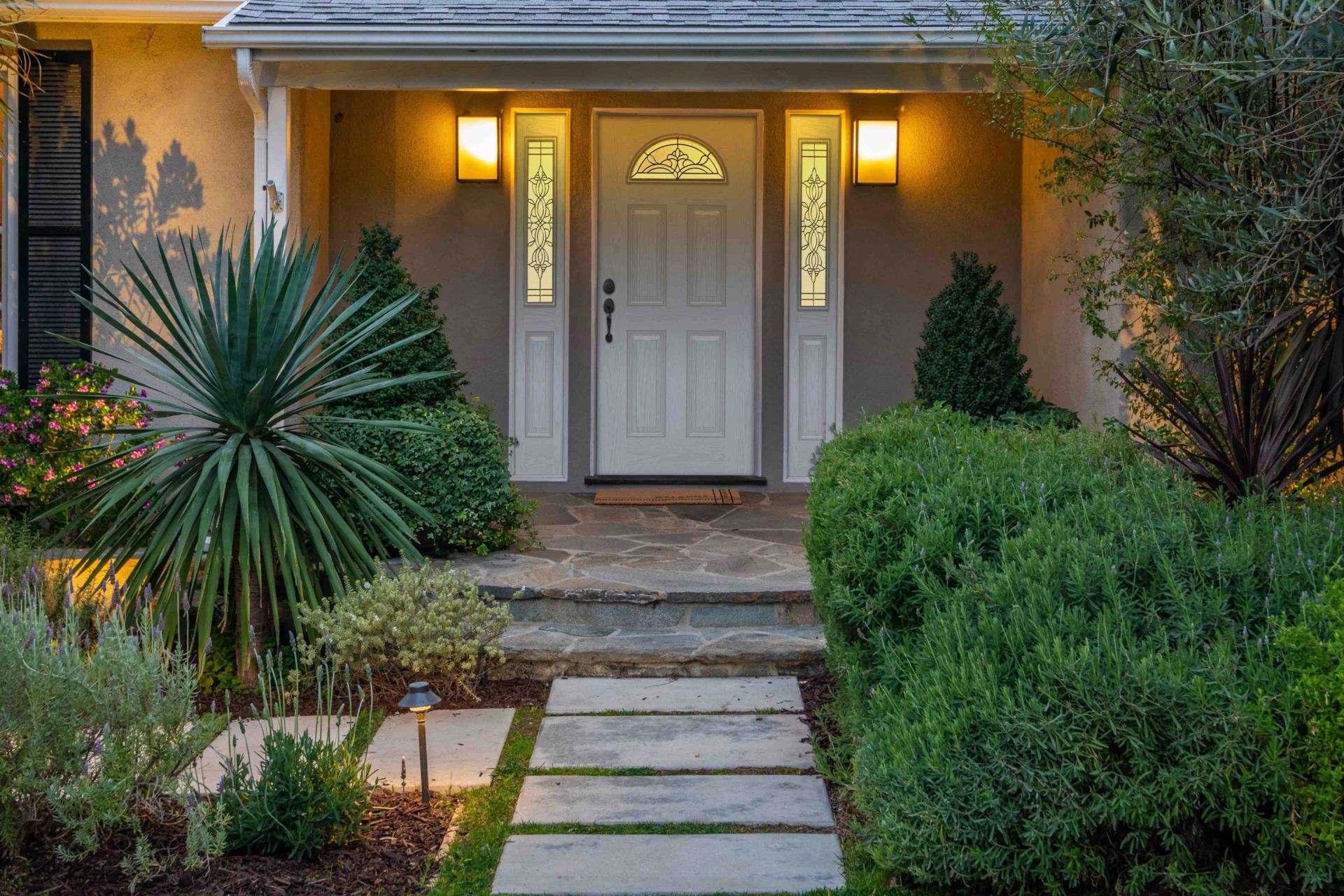 Front Yard Flourish: Gardening Tips for Enhancing Your Entry’s Landscape